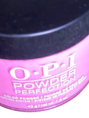 opi dip powder strawberry margarita open / full